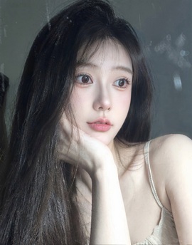 喂一口抱抱馨💌的图片