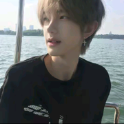 LK.豪