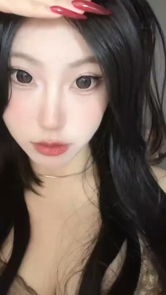 /美女