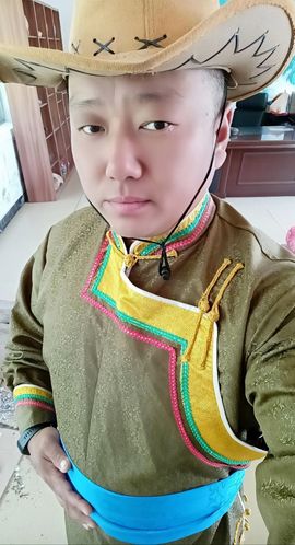 寻寻觅觅冷冷清清。主播照片