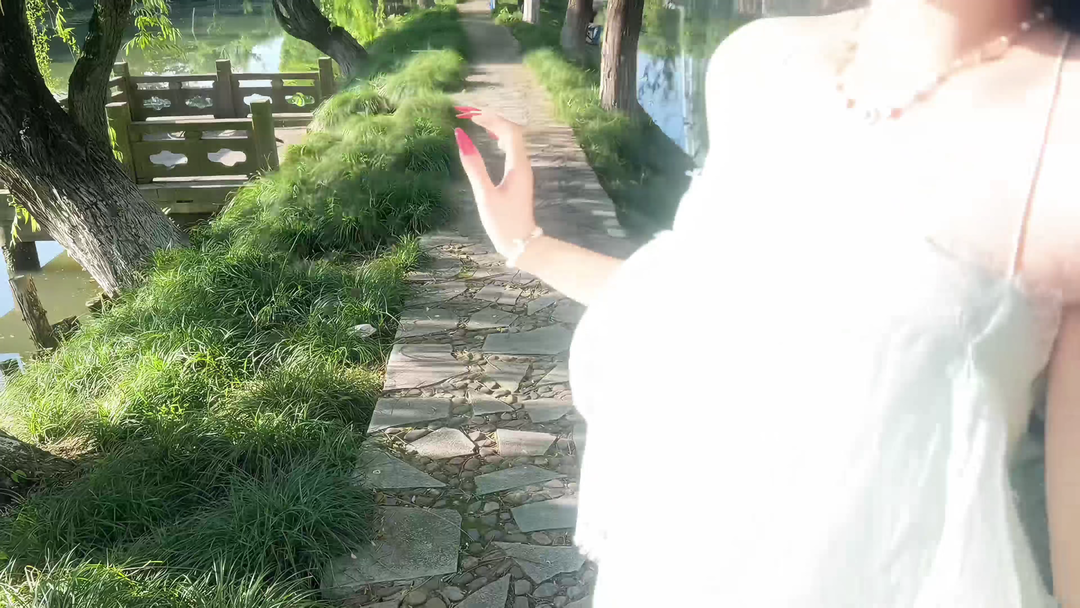 人间琴悠扬～谁把姑娘