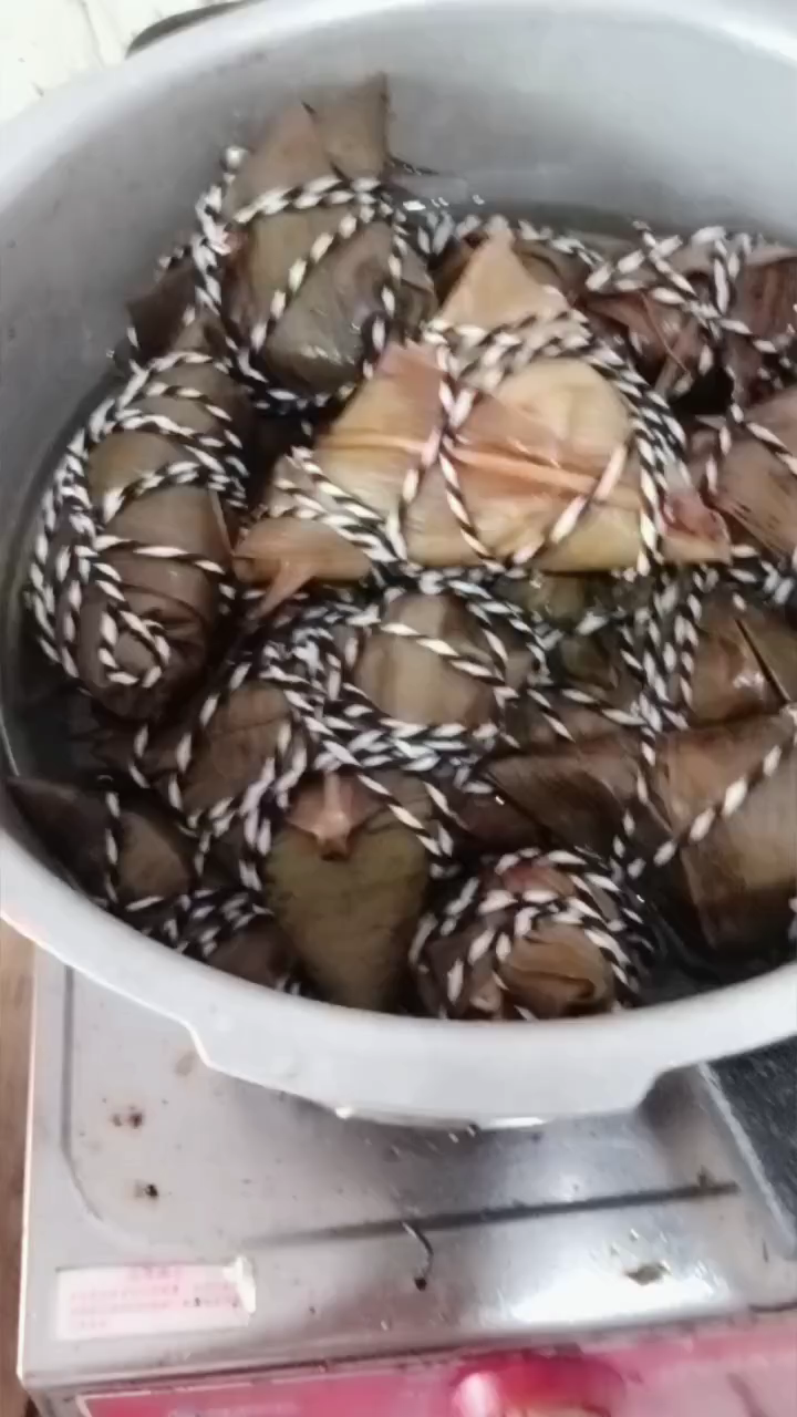 已经包好动用高压锅