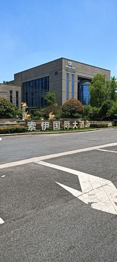 傲世_天下主播照片