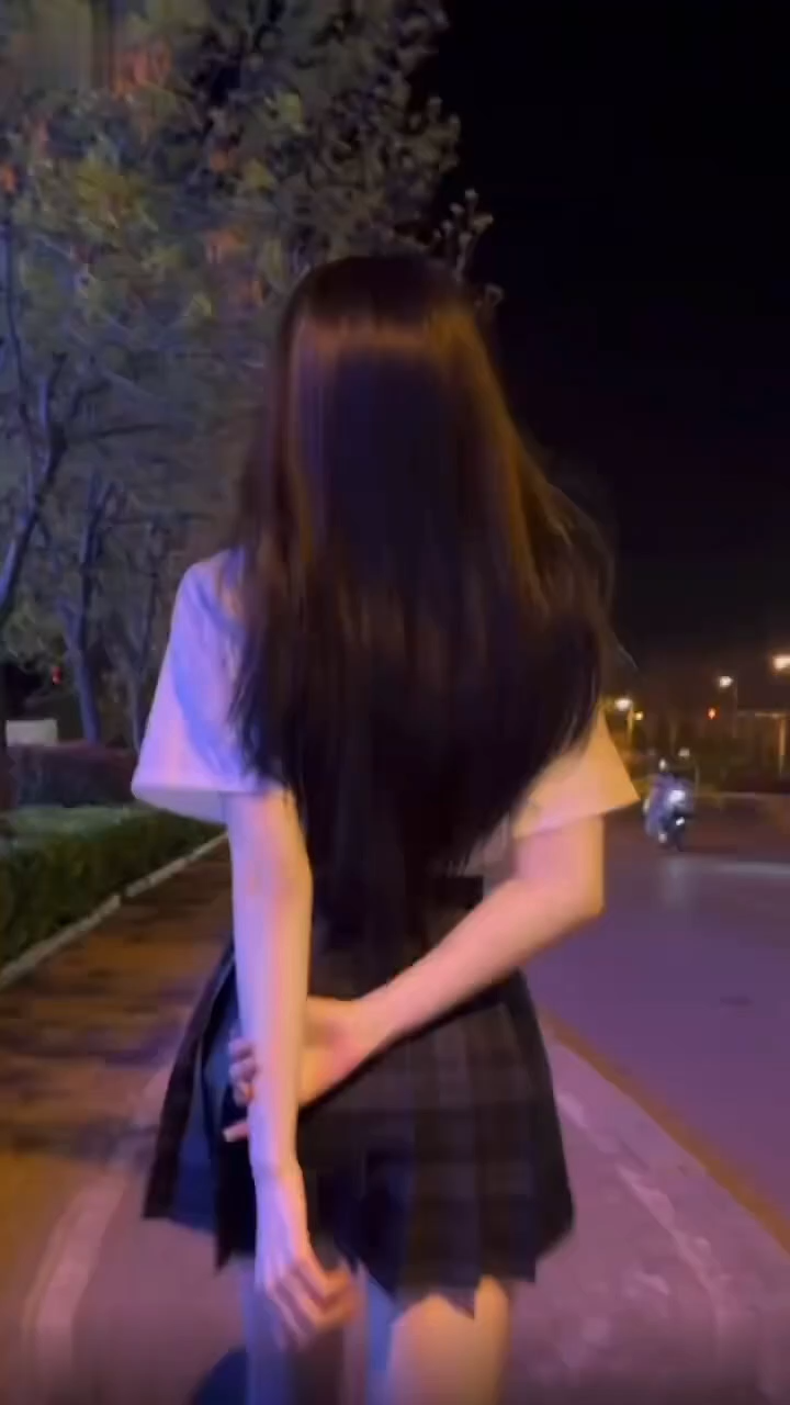 「一曲惊鸿，一舞照影