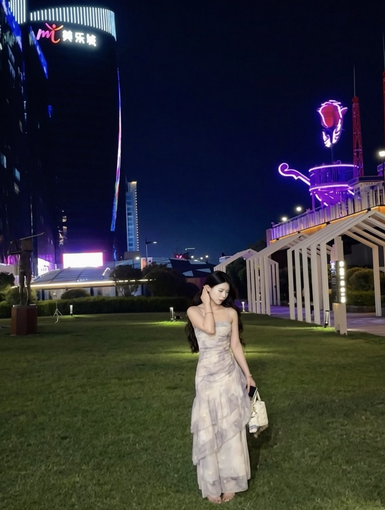 何娇娇.主播图片