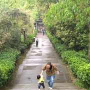 $悦动星辰$