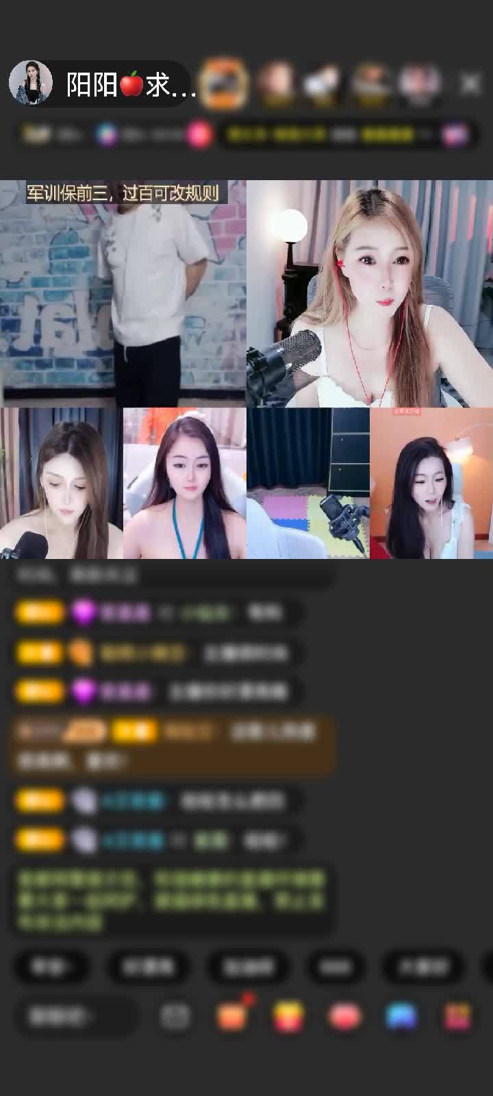 哎呀～哥～你这是给我准备的惊喜吗？看到“闪耀埃及”弹出来的那一刻，我眼睛都亮了，感觉像突然闯进了神秘又华丽的金字塔，整个人都被这金光闪闪的浪漫包围啦！谢谢你呀，用这么特别的方式让我感受到被爱，有你在的直播间永远都是最温暖的地方～