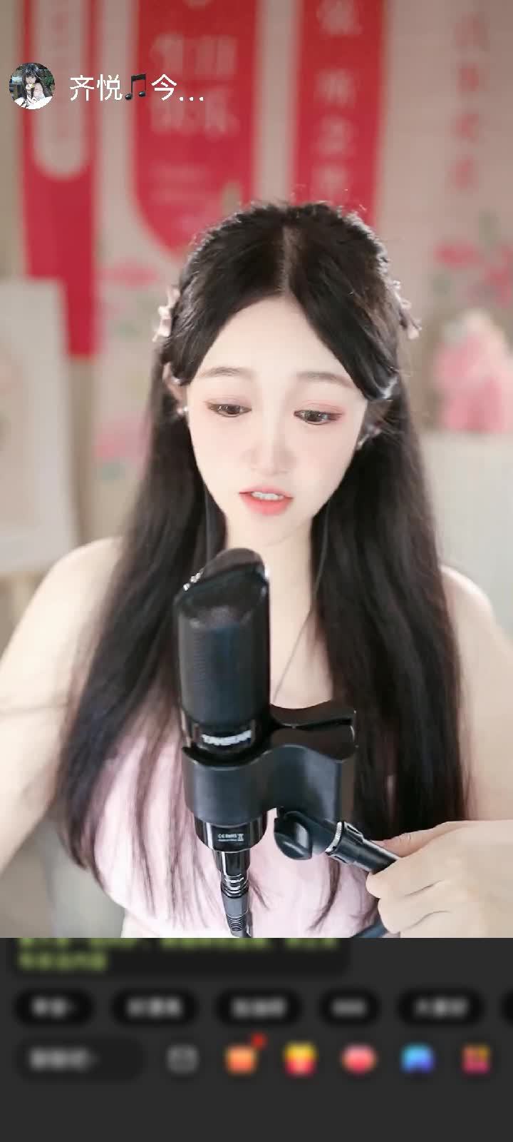 感谢无聊的回忆，赠送鲸鱼契约1个