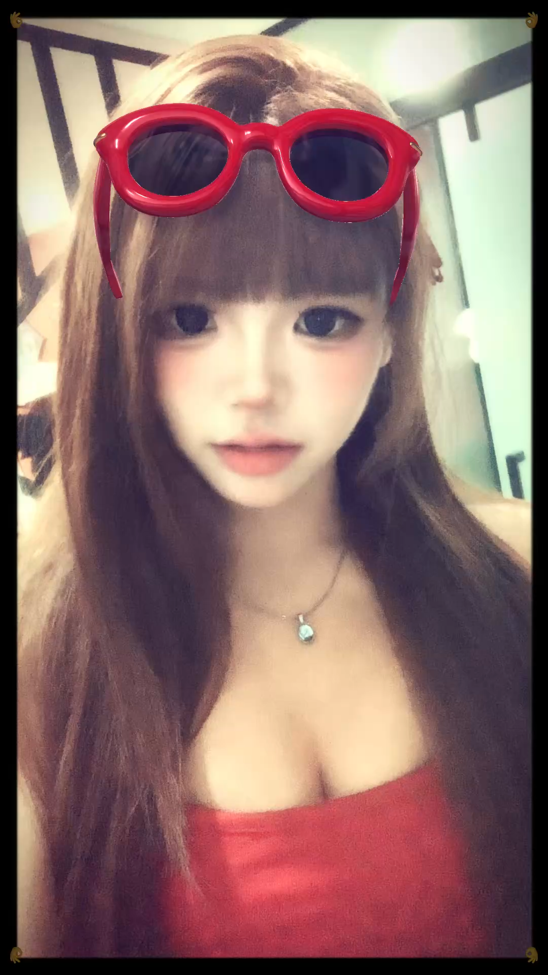 你温柔的唇～致命的眼