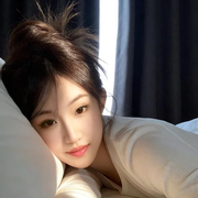 杨念念吖