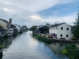 夏至🌸加油的图片