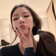 新人王可妮
