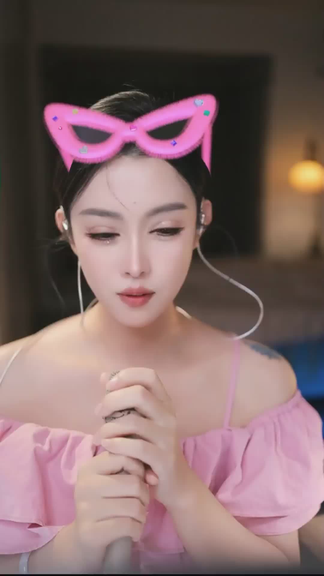 快来看看我发布的才艺作品红颜旧，AI评分88！