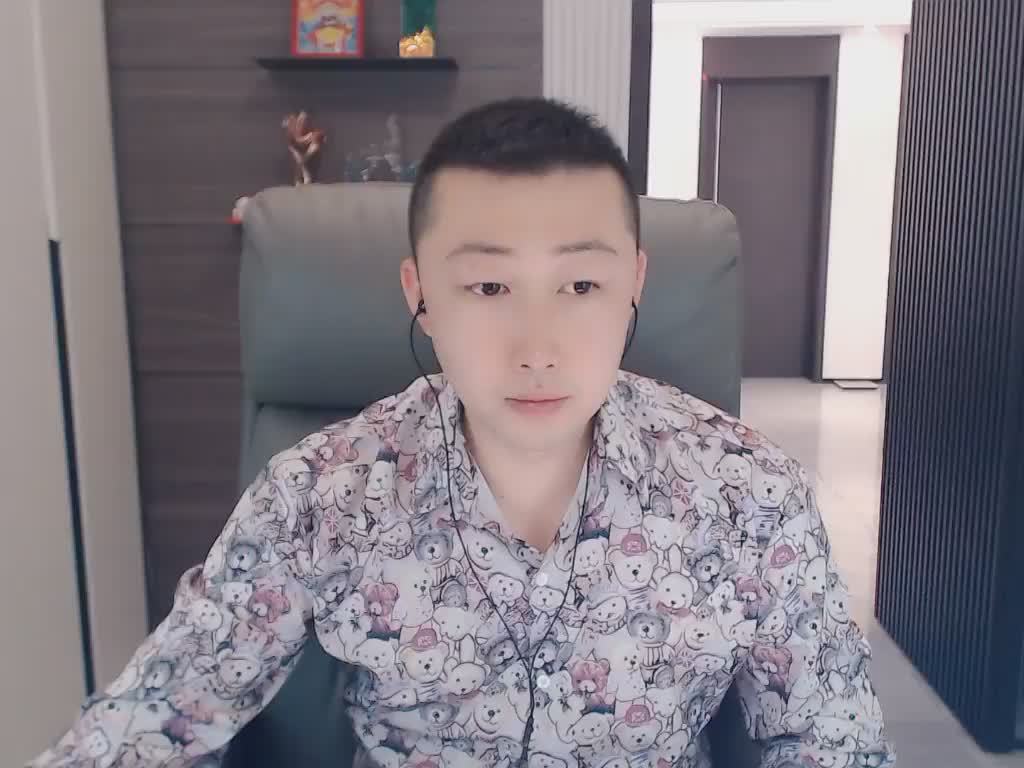 快来看看我发布的才艺作品相思，AI评分90！