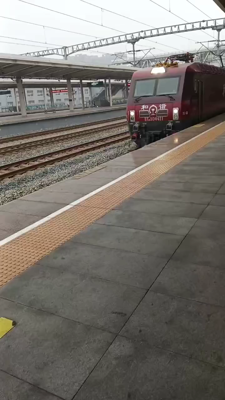 出个门，很快回来！