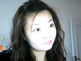 不着调女人主播照片