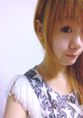 甜甜蜜の尐艿兮❤主播照片