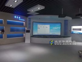 华堂多媒体专家主播照片