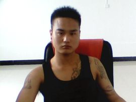 -隐姓埋名主播照片