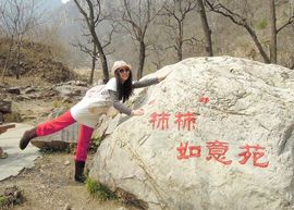 可爱丹儿主播照片