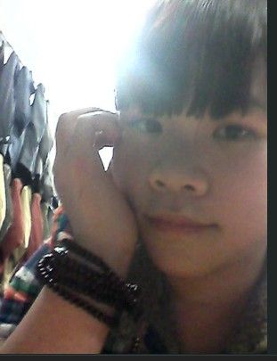 “情”慢慢主播照片
