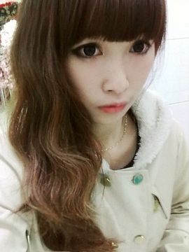 塔塔╮主播照片