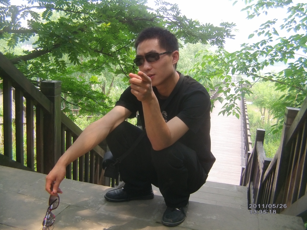传说中的仁杰的主播照片