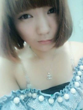 小敏艾妮主播照片