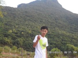 希勒马哈主播照片