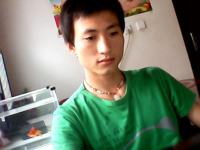 時尚DJ的主播照片