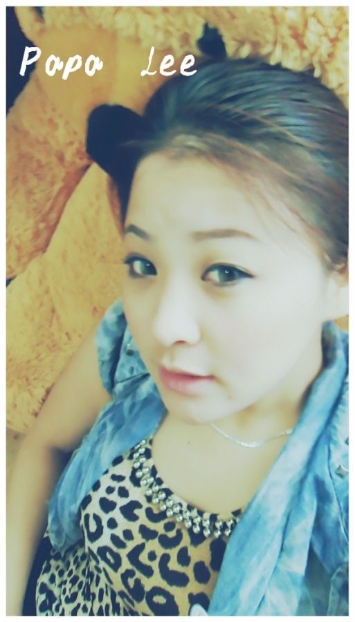 〆。妍的主播照片