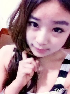 青小涩主播照片
