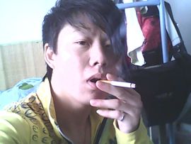 缘来无语主播照片