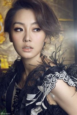 ＡＫ╰★孤独少爷主播照片