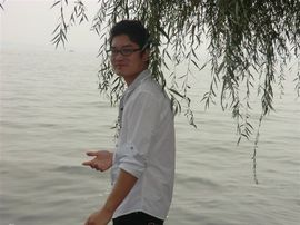 ）龙一（主播照片