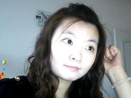 不着调女人主播照片