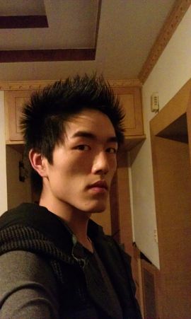 mc丶小丶磊主播照片