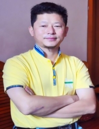 欢喜豆钟家斌主播照片