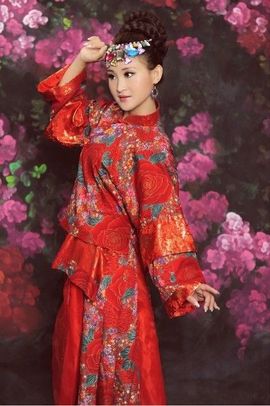 纳兰珠儿主播照片