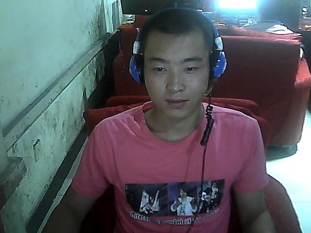 昵稱違規，請重新修改的主播照片