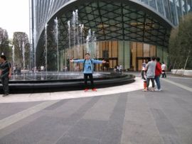 股海小市民主播照片