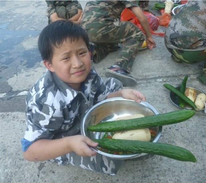 野狼特训基地的主播照片