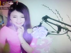 😸熱饅頭主播照片