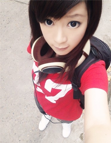 签约小六的主播照片