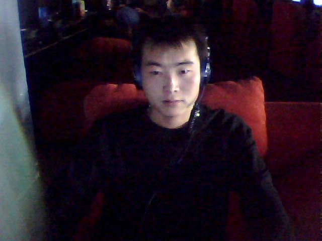 昵稱違規，請重新修改的主播照片