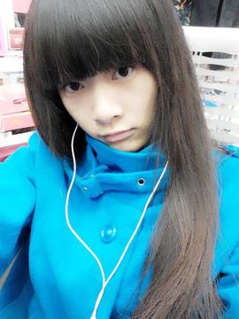 伍儿Alva主播照片