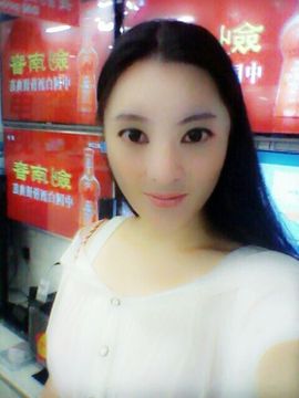 秋秋zqp主播照片