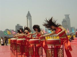 美女水鼓主播照片