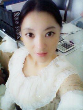 秋秋zqp主播照片