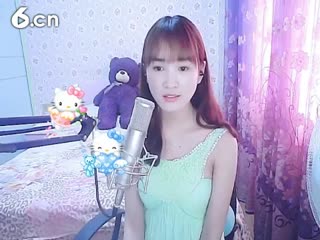 六间房美女主播╰♥小鹿乱撞？秀唱视频